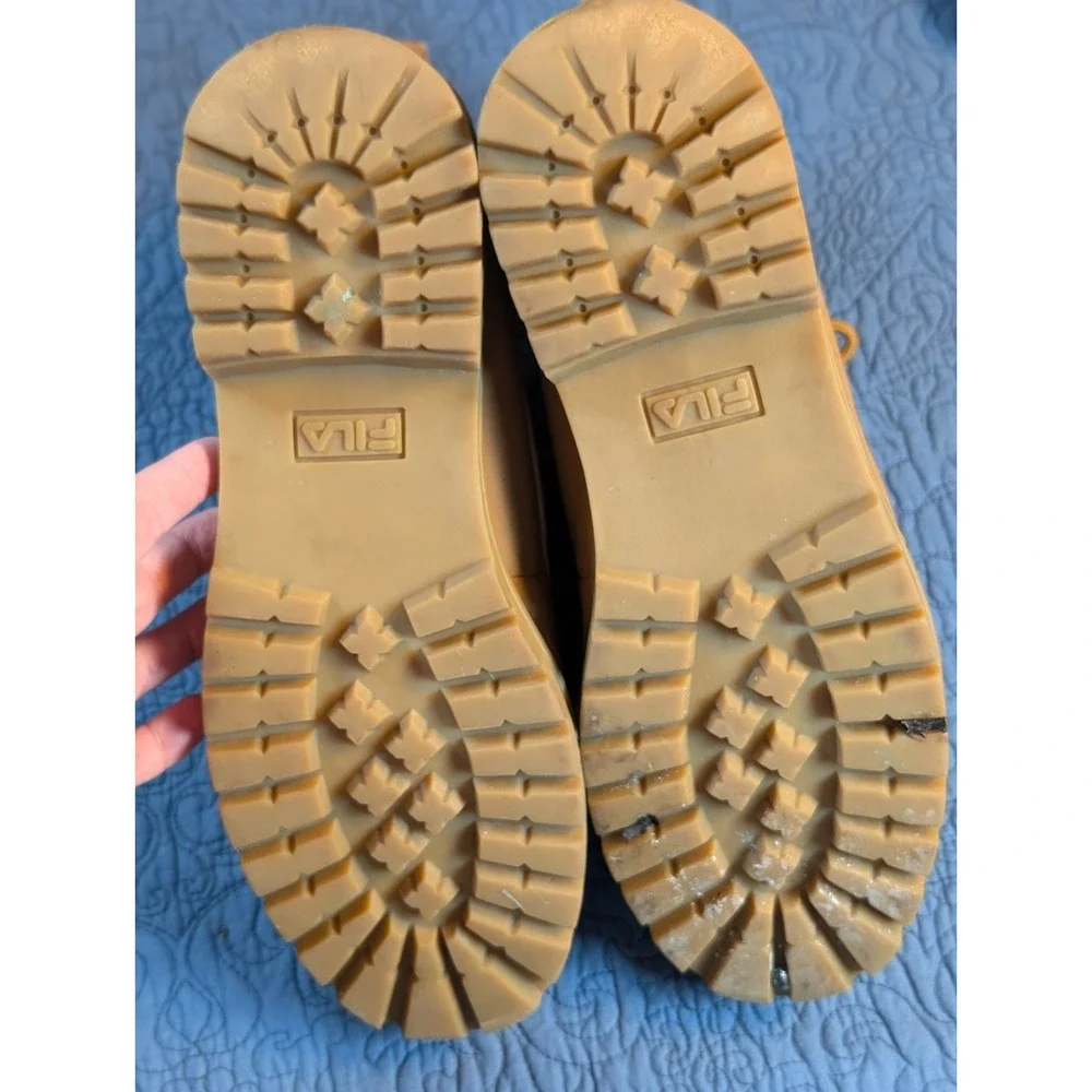 FILA Edgewater 12 Wheat Boots Mens 10 Tan Timberland Style Gorpcore Streetwear